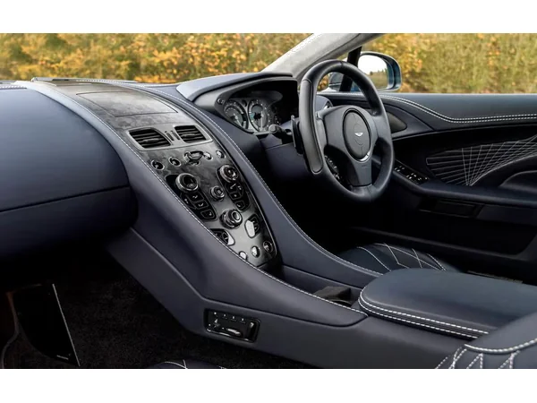 aston martin vanquish vanquish-v12 interior
